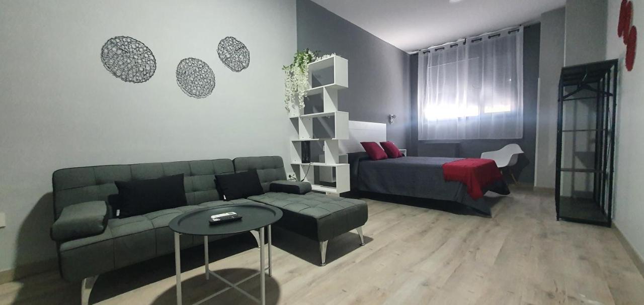 Apartamentos Las Trece Llaves Jacuzzi Bajo Reserva Mérida Dış mekan fotoğraf
