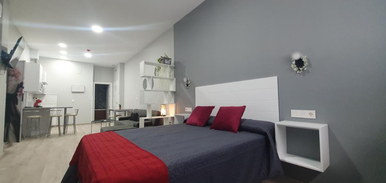 Apartamentos Las Trece Llaves Jacuzzi Bajo Reserva Mérida Dış mekan fotoğraf