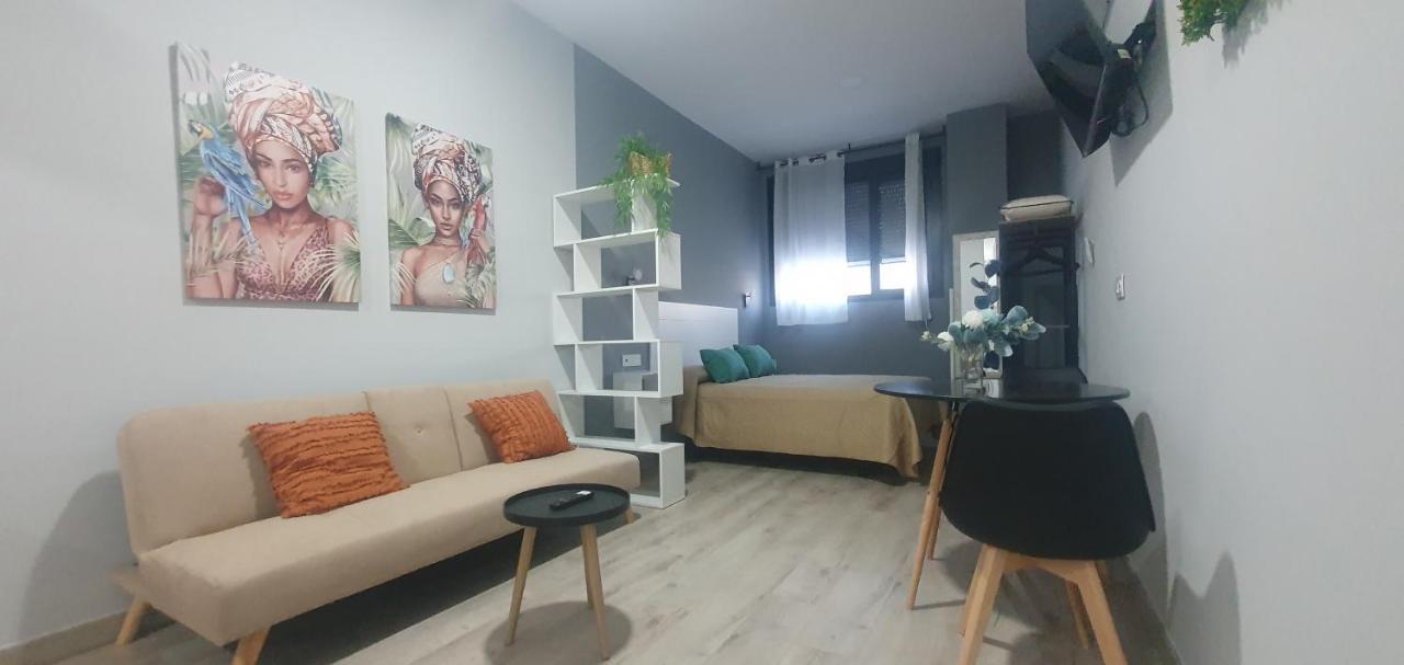 Apartamentos Las Trece Llaves Jacuzzi Bajo Reserva Mérida Dış mekan fotoğraf